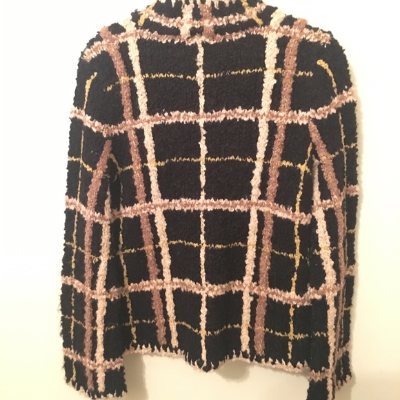 Georgeous Cache shimmer sweater - Picture 6 of 6